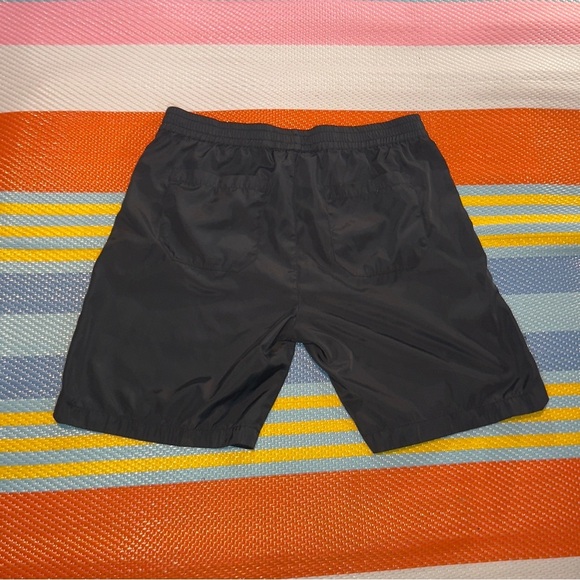 Forever 21 Black Nylon Shorts Men’s Size Large - Picture 2 of 3